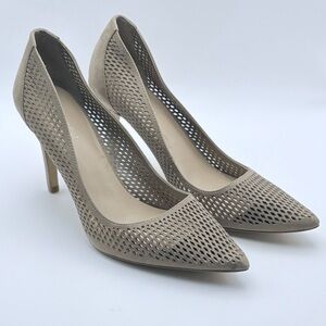 EUC Saks 5th Ave Tan Perforated Pumps size 10 classic business office night out